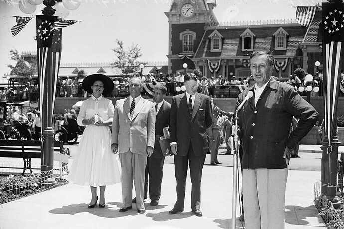 walt-disney-disneyland-speech-DLANDANNIV0720-fd3d8b550d3c46a9b01ec654e3dbd9c7